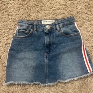 Girls Zara denim skirt
